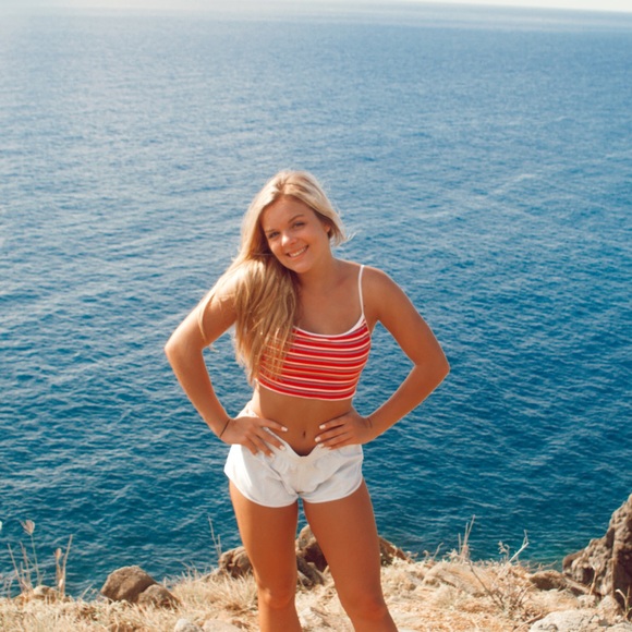 Meet your Posher, Betsy - Picture 1 of 1